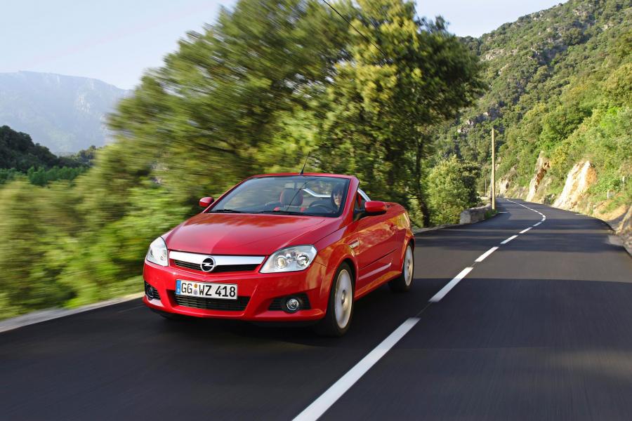  Opel Tigra Twin Top 2004 года  (фото 11 из 142)